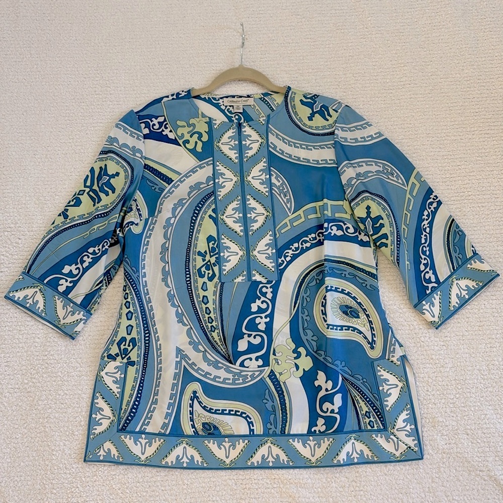 Coldwater Creek Blue and White 100% Silk Tunic Top with Front Zipper Closure